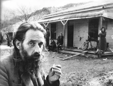 «Πανικός» με επιστολή διάσημου ποιητή στην οποία ομολογεί ότι... ασέλγησε στη γυναίκα του